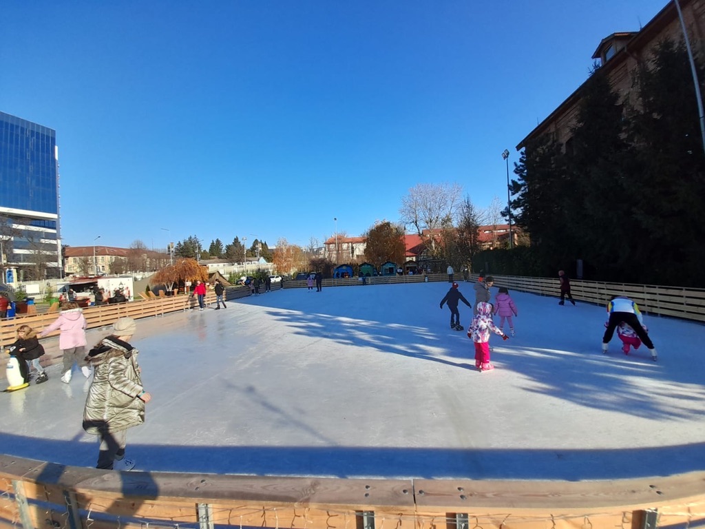 Patinoar Hotel Caro — fotografie 2