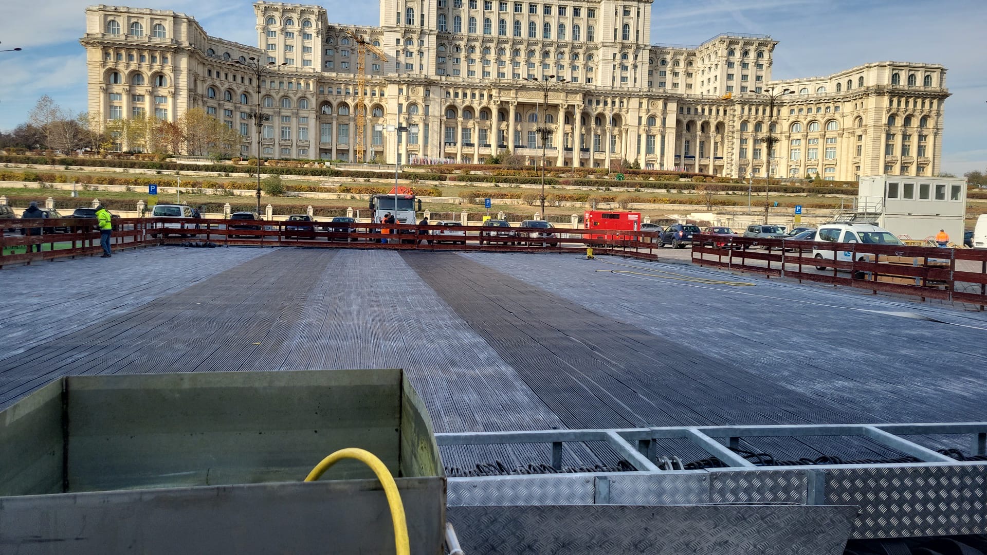 Patinoar Piața Constituției — fotografie 3