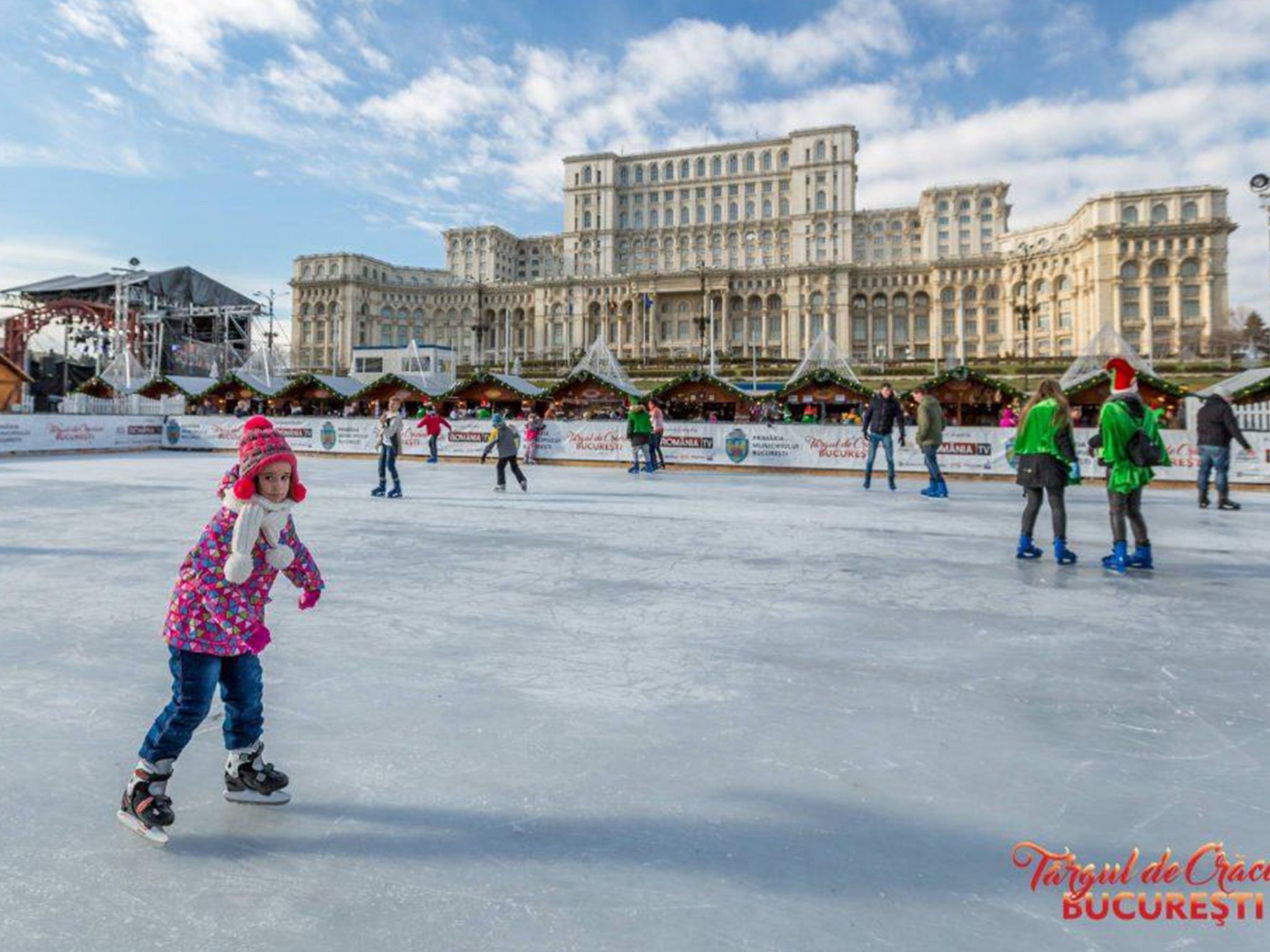 Patinoar Piața Constituției — București
