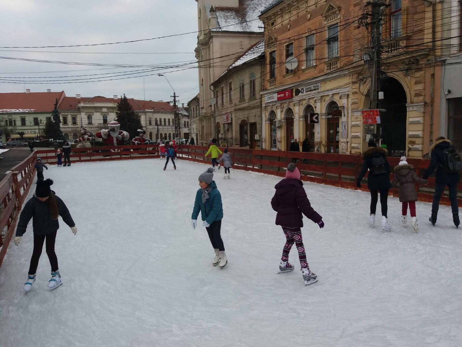Patinoar Râmnicu Vâlcea — Vâlcea