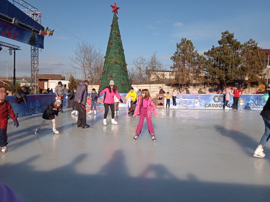 Patinoar Tunari — fotografie 2